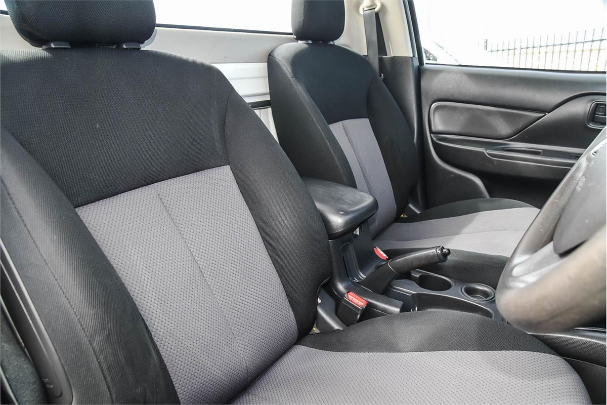 2020 Mitsubishi Triton GLX MR Rear Wheel Drive