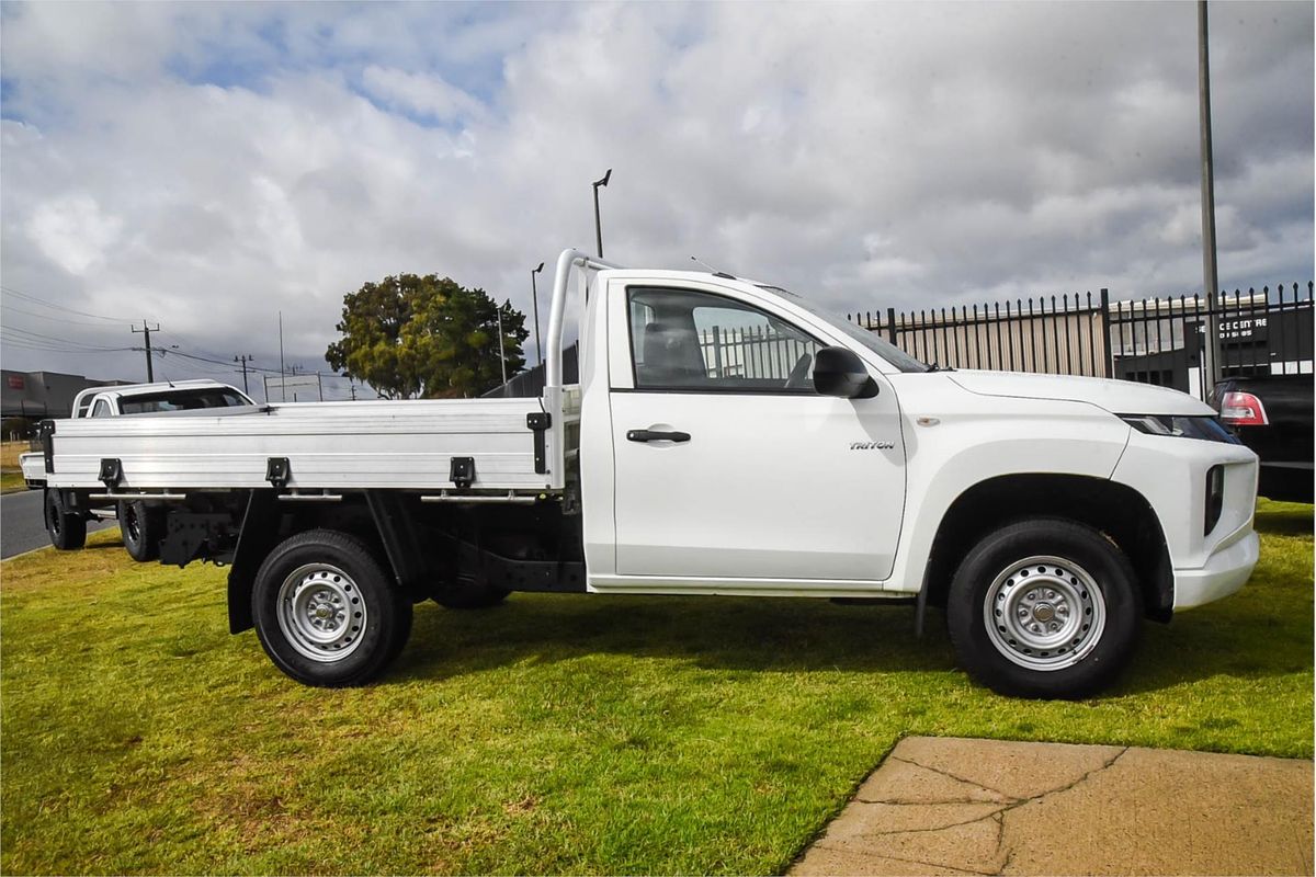 2020 Mitsubishi Triton GLX MR Rear Wheel Drive