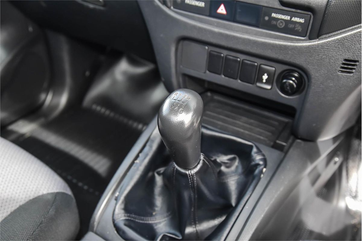 2020 Mitsubishi Triton GLX MR Rear Wheel Drive