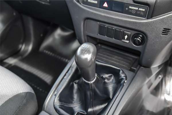 2020 Mitsubishi Triton GLX MR Rear Wheel Drive