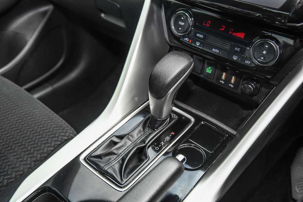 2023 Mitsubishi Eclipse Cross ES YB