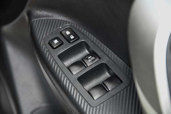 2023 Mitsubishi Eclipse Cross ES YB