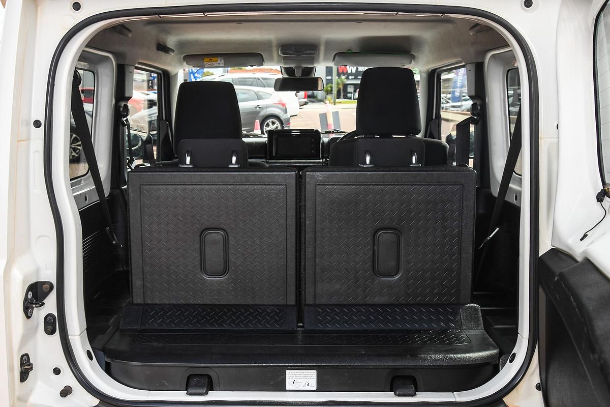 2023 Suzuki Jimny GLX GJ