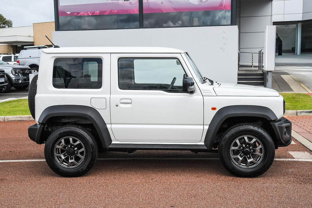 2023 Suzuki Jimny GLX GJ