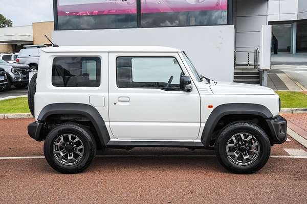 2023 Suzuki Jimny GLX GJ
