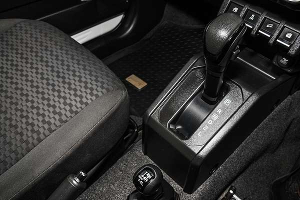 2023 Suzuki Jimny GLX GJ