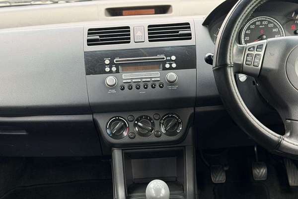 2007 Suzuki Swift  RS415