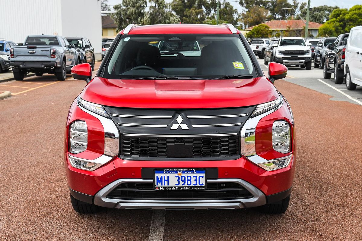 2025 Mitsubishi Outlander LS ZM