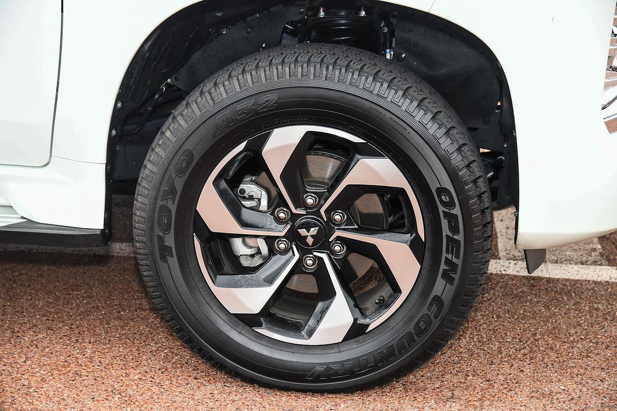 2025 Mitsubishi Pajero Sport GLS QG