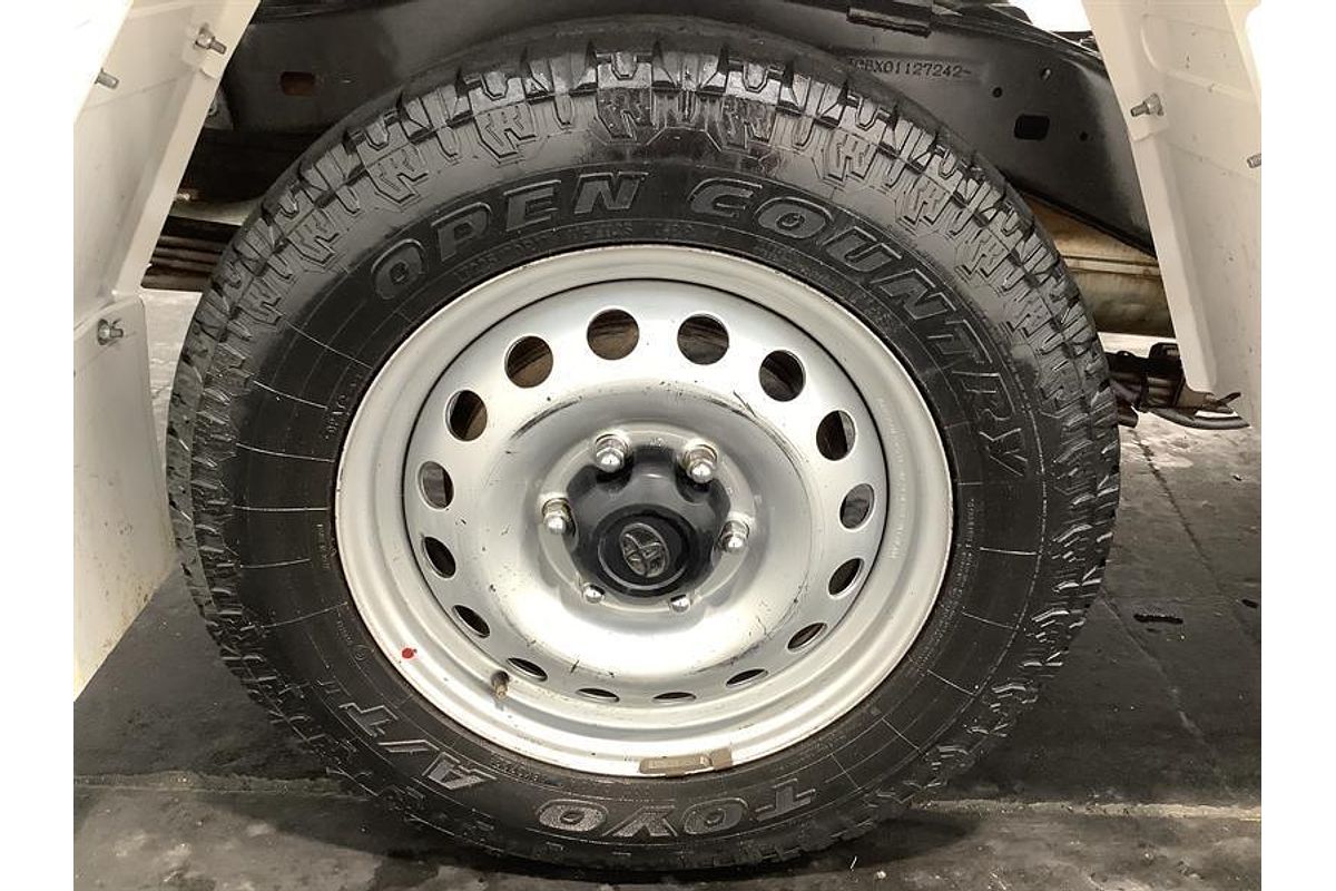 2018 Toyota Hilux SR GUN126R 4X4