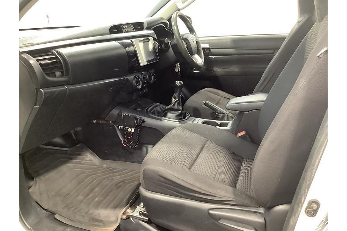 2018 Toyota Hilux SR GUN126R 4X4