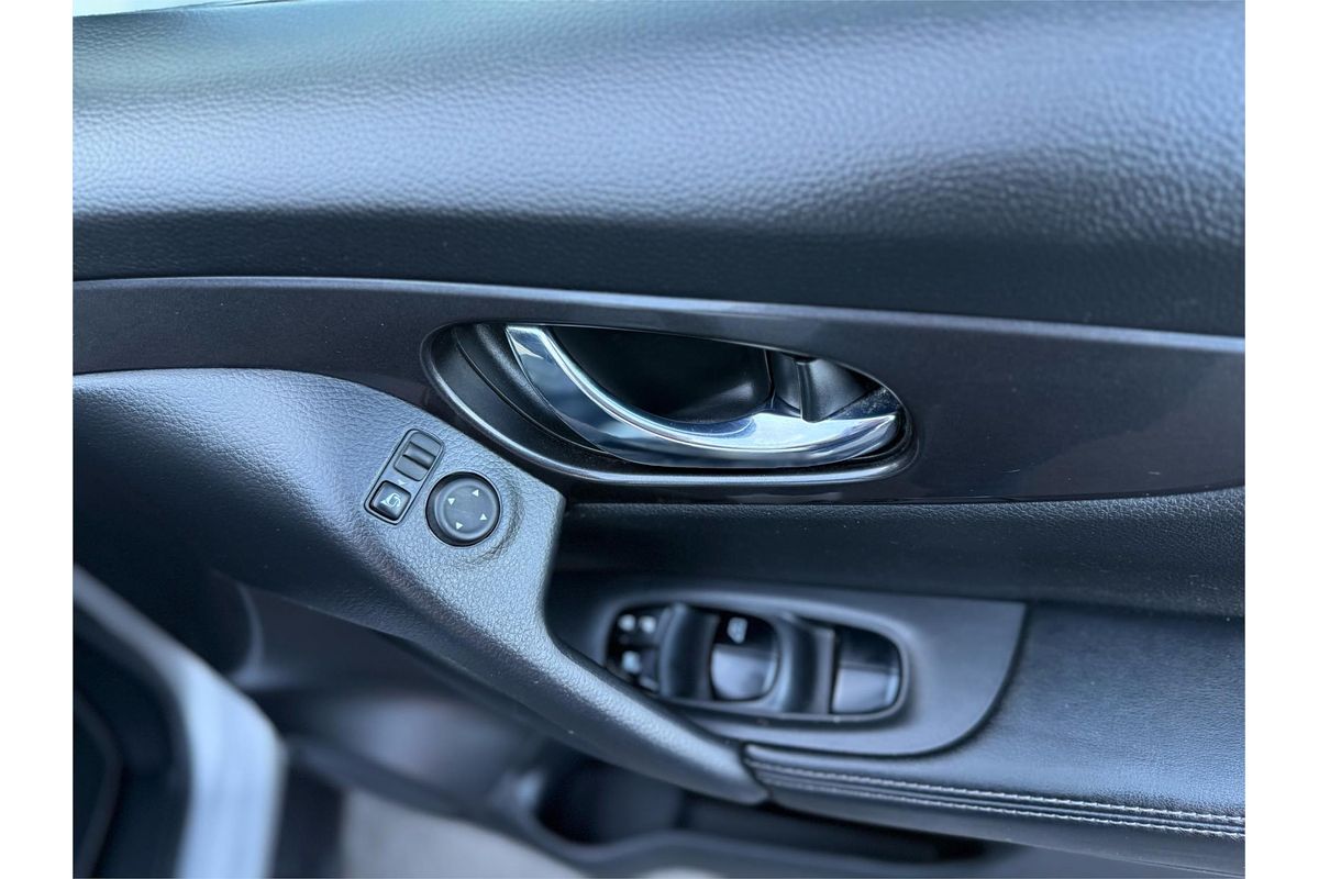 2021 Nissan X-TRAIL ST-L T32