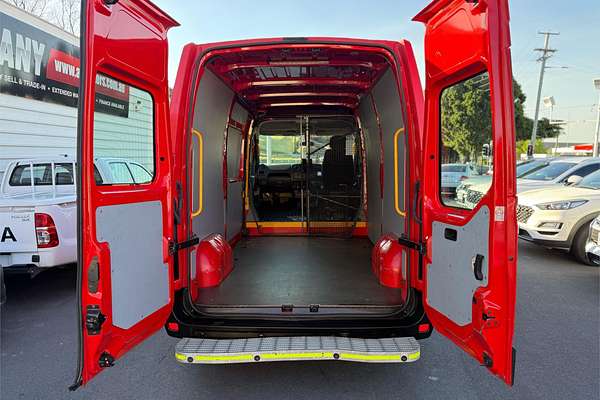 2017 Renault Master X62 MWB Mid Roof