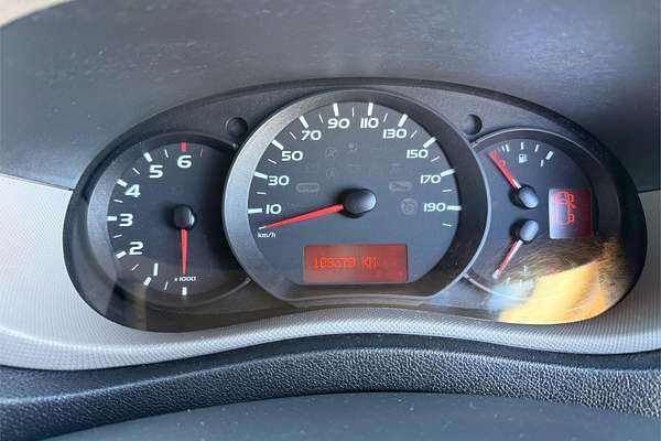 2017 Renault Master X62 MWB Mid Roof