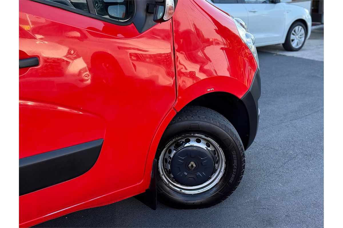 2017 Renault Master X62 MWB Mid Roof