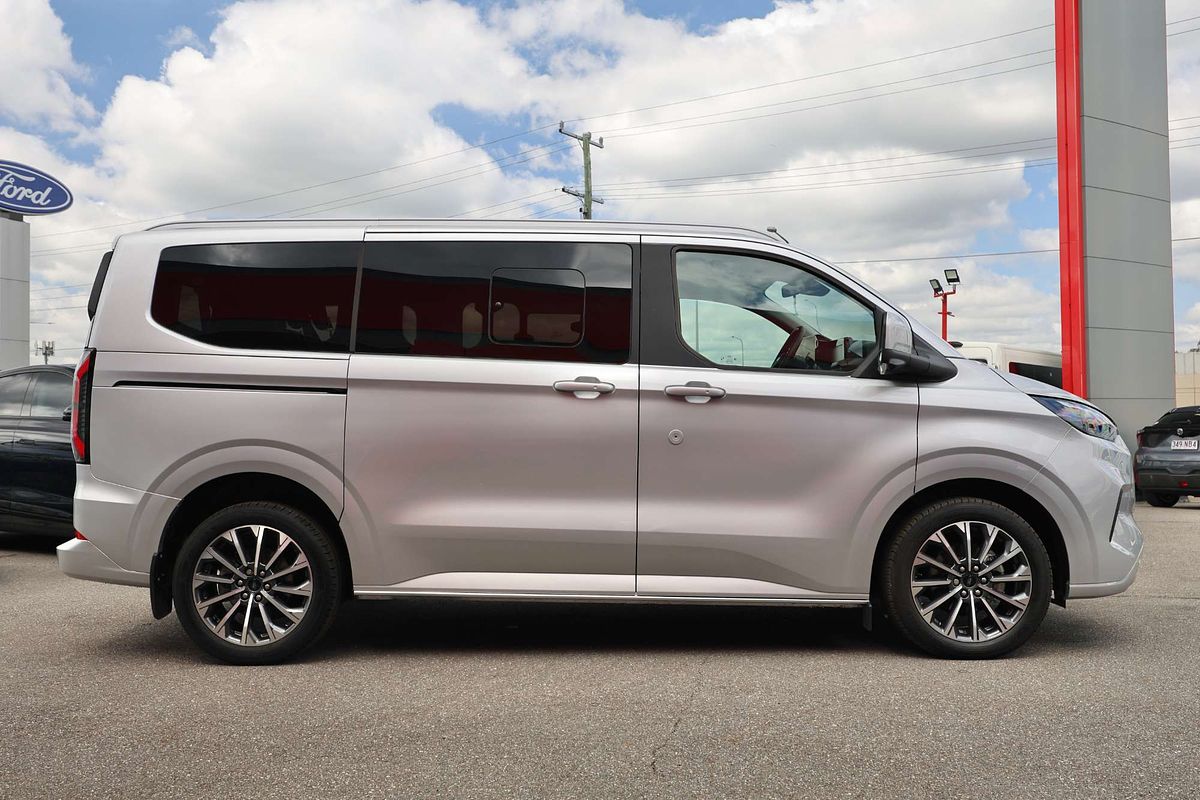 2024 Ford Tourneo Titanium X AV SWB