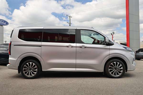 2024 Ford Tourneo Titanium X AV SWB