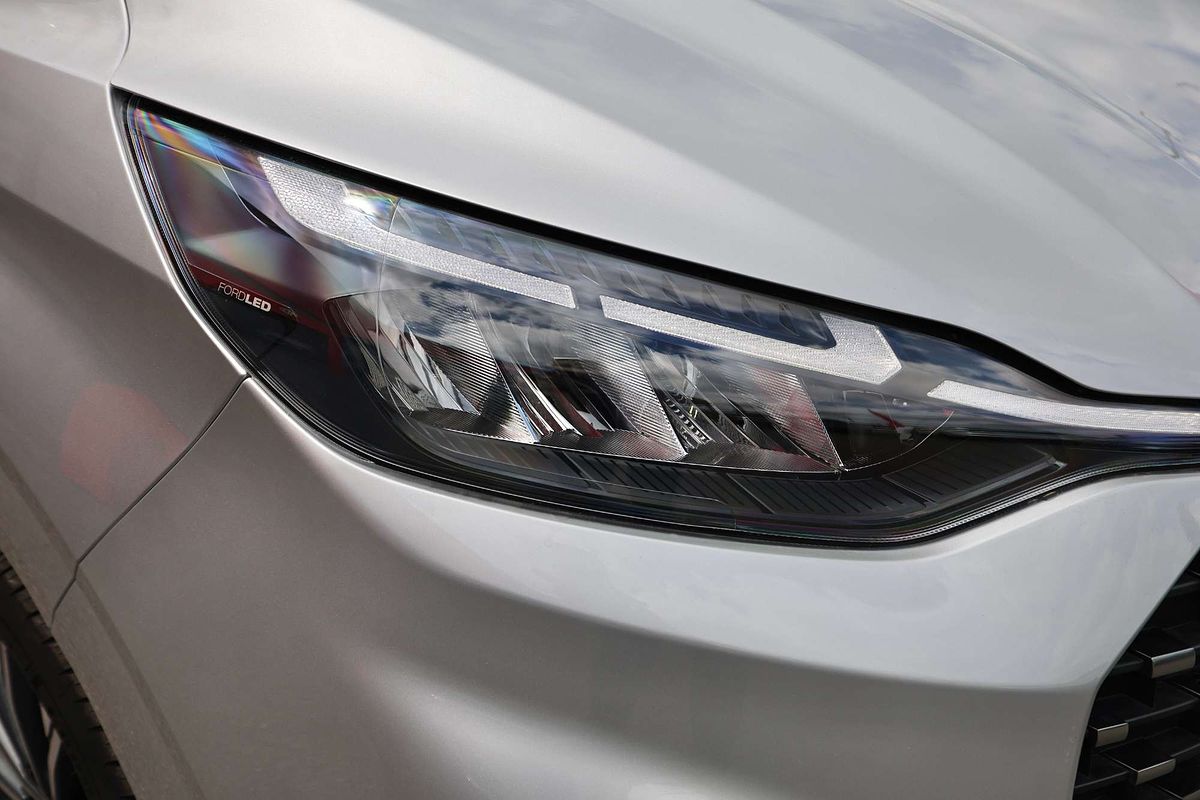 2024 Ford Tourneo Titanium X AV SWB