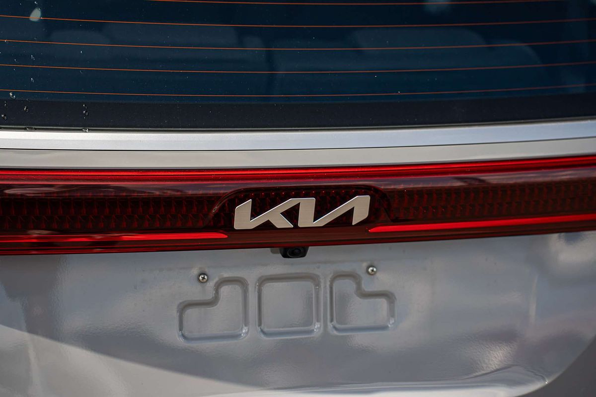 2022 Kia Carnival S KA4