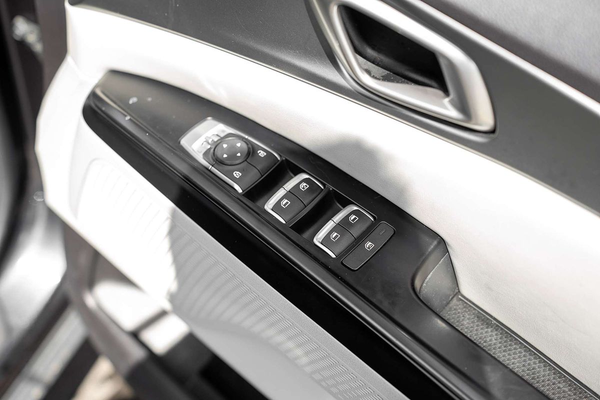 2022 Kia Carnival S KA4