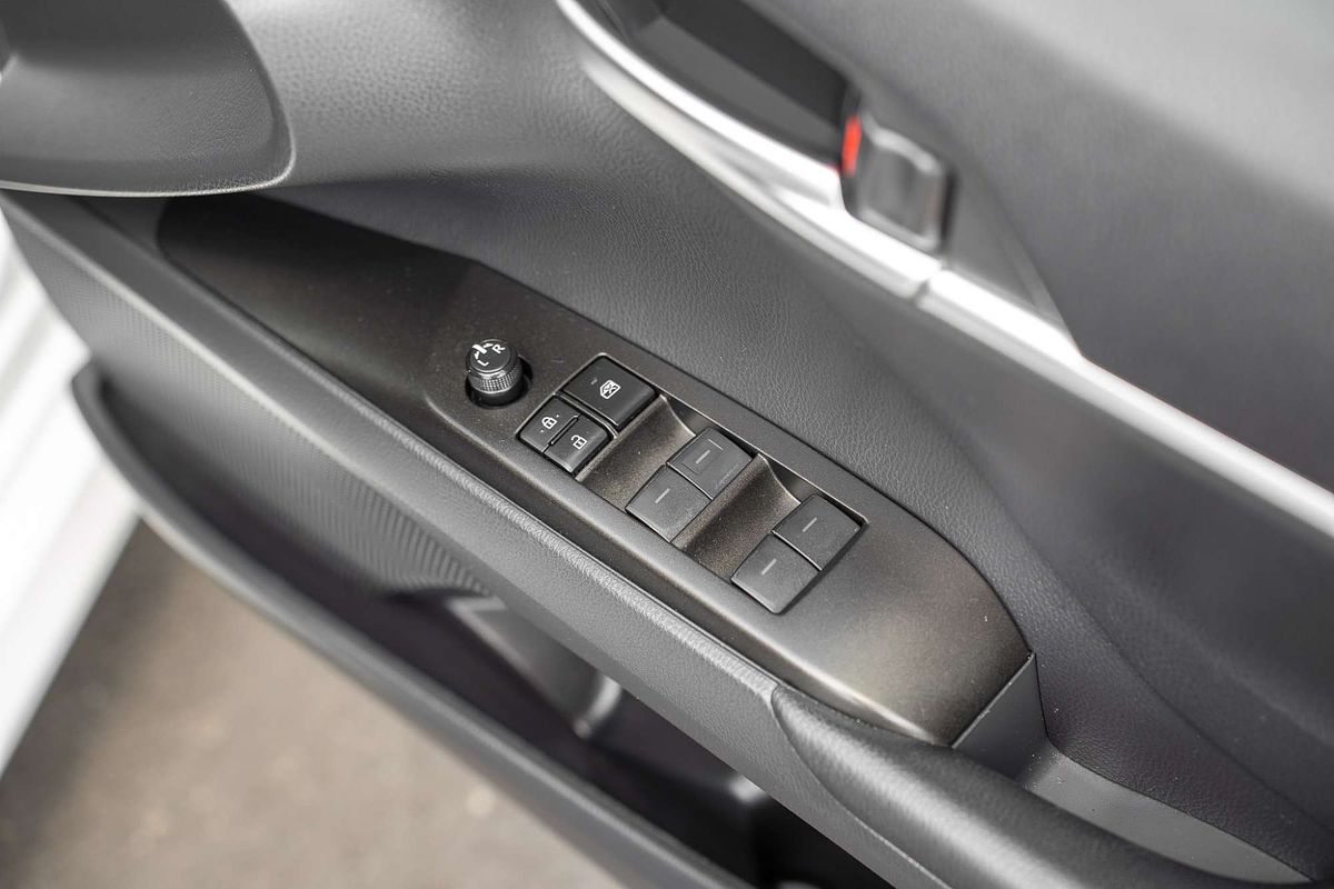 2023 Toyota Camry Ascent AXVH70R