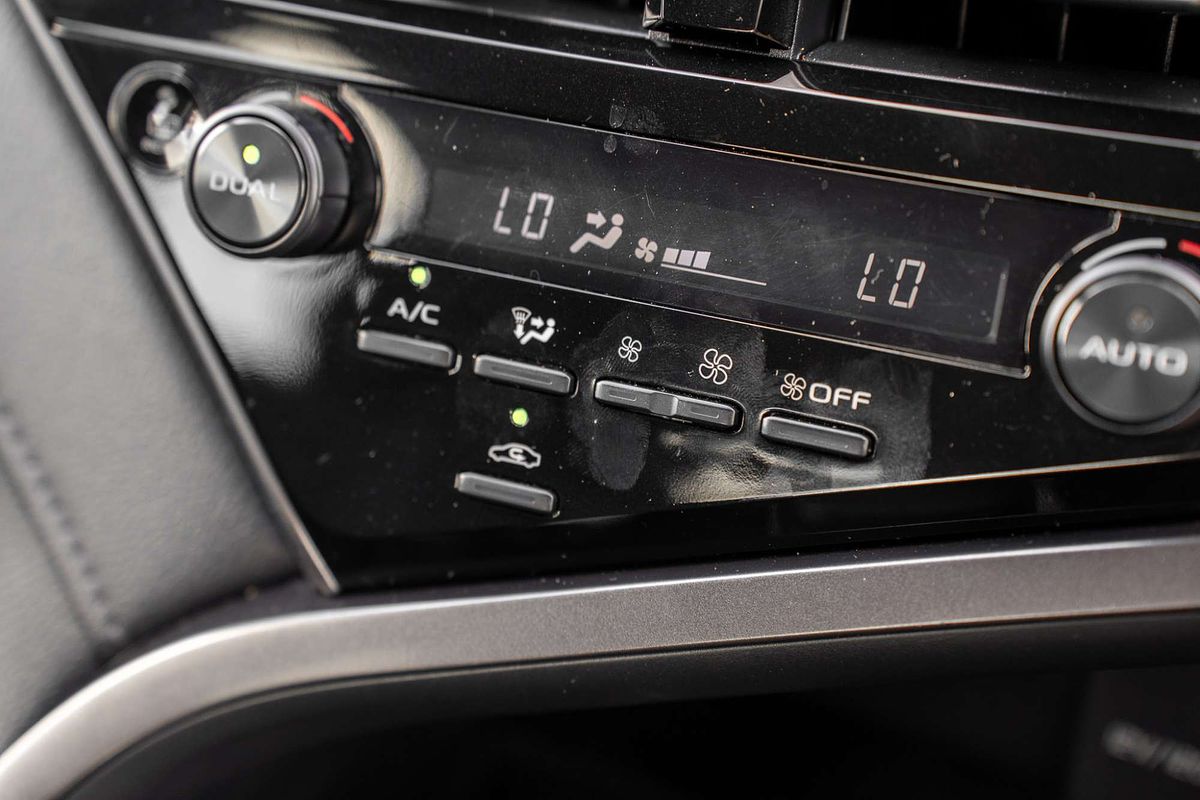 2023 Toyota Camry Ascent AXVH70R