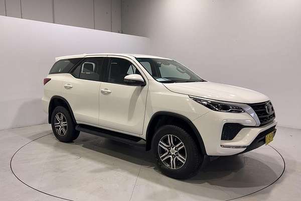 2023 Toyota Fortuner GX GUN156R