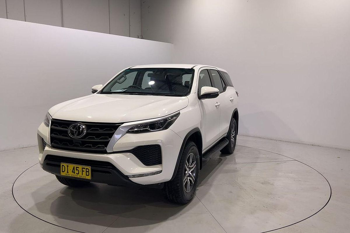 2023 Toyota Fortuner GX GUN156R