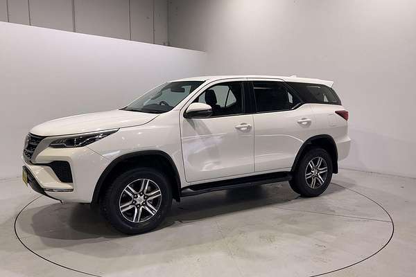 2023 Toyota Fortuner GX GUN156R