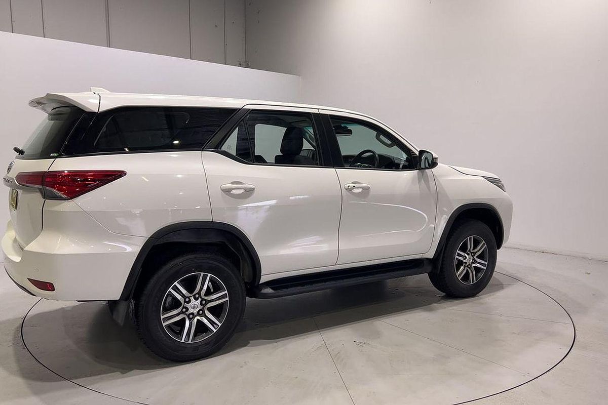 2023 Toyota Fortuner GX GUN156R