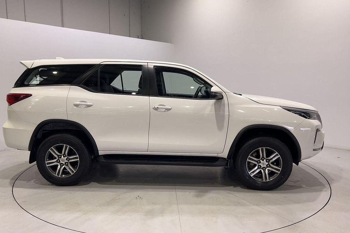 2023 Toyota Fortuner GX GUN156R