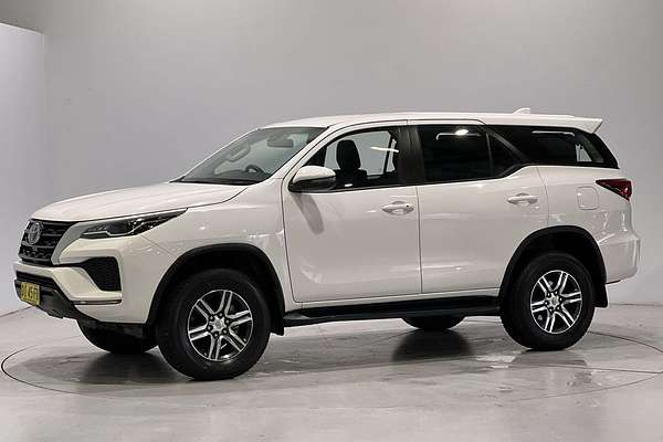 2023 Toyota Fortuner GX GUN156R
