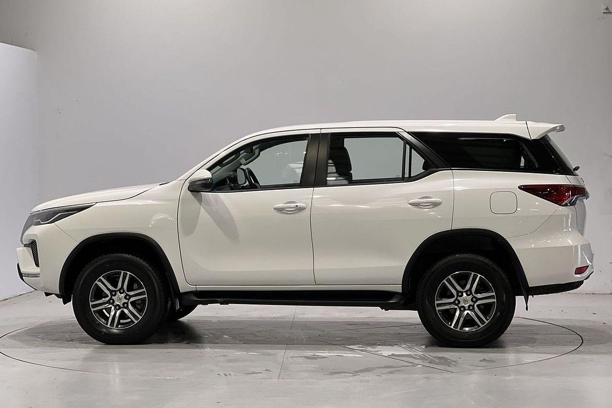 2023 Toyota Fortuner GX GUN156R