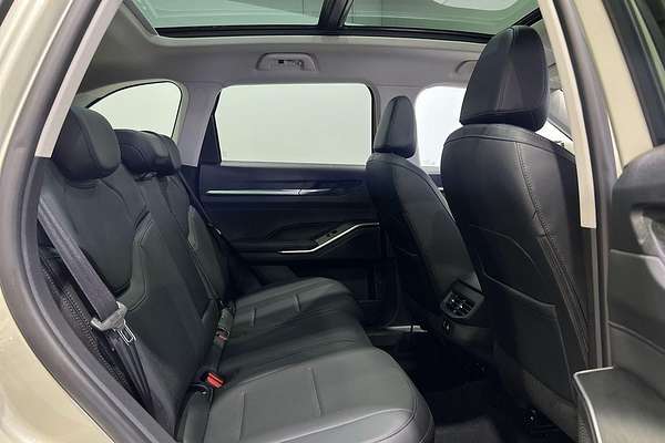 2025 GWM Haval H6 Ultra PHEV B01