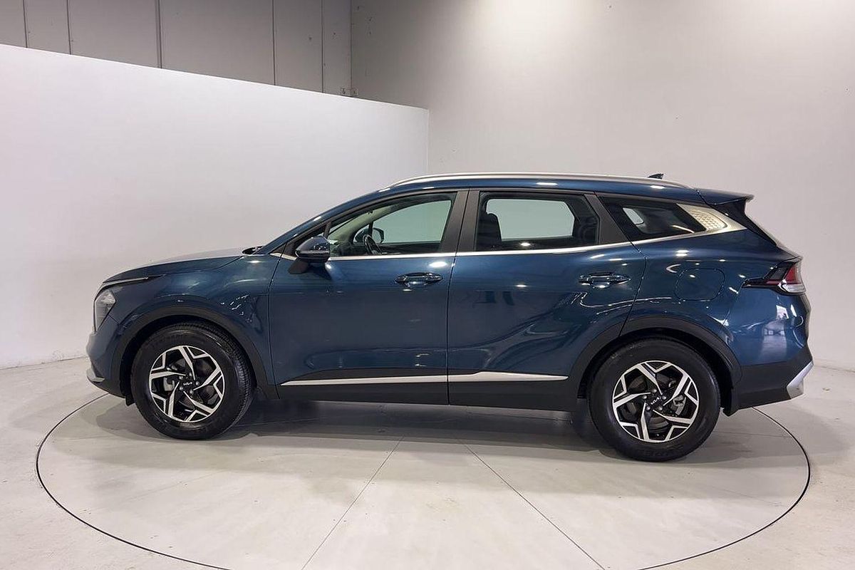 2022 Kia Sportage S NQ5