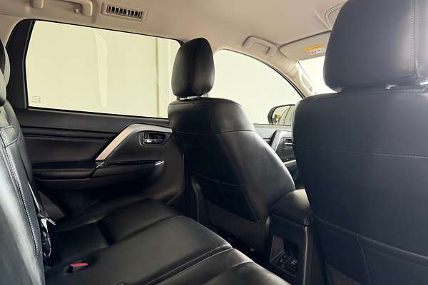 2022 Mitsubishi Pajero Sport Exceed QF