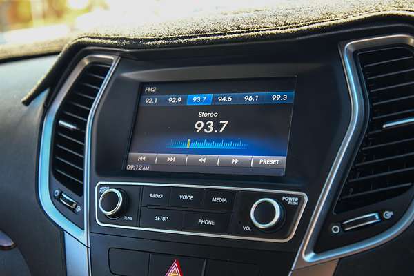 2016 Hyundai SANTA FE ACTIVE CRDi (4x4) DM SER II (DM3) UPDATE