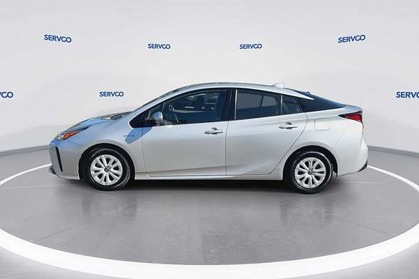 2021 Toyota Prius L Eco