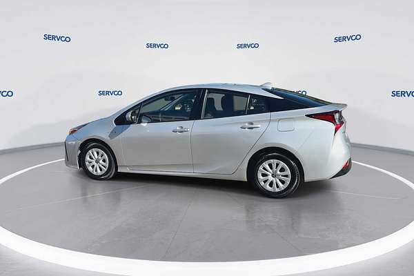 2021 Toyota Prius L Eco