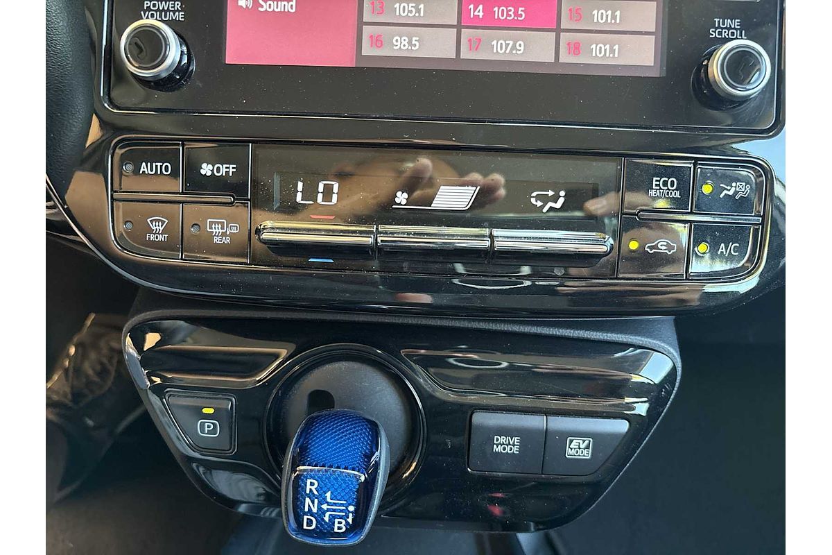 2021 Toyota Prius L Eco