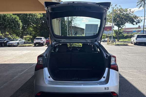 2021 Toyota Prius L Eco