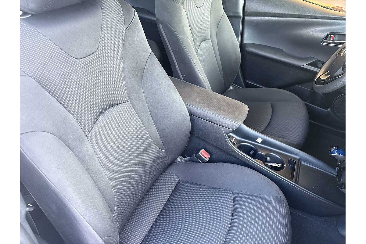 2021 Toyota Prius L Eco