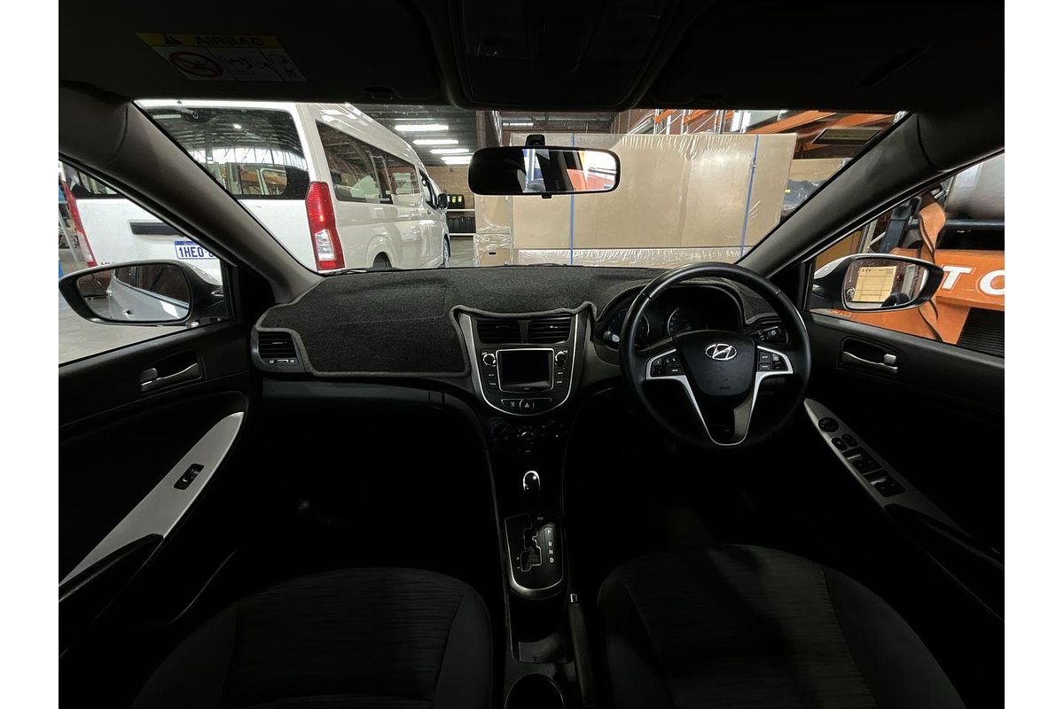 2018 Hyundai Accent Sport RB6