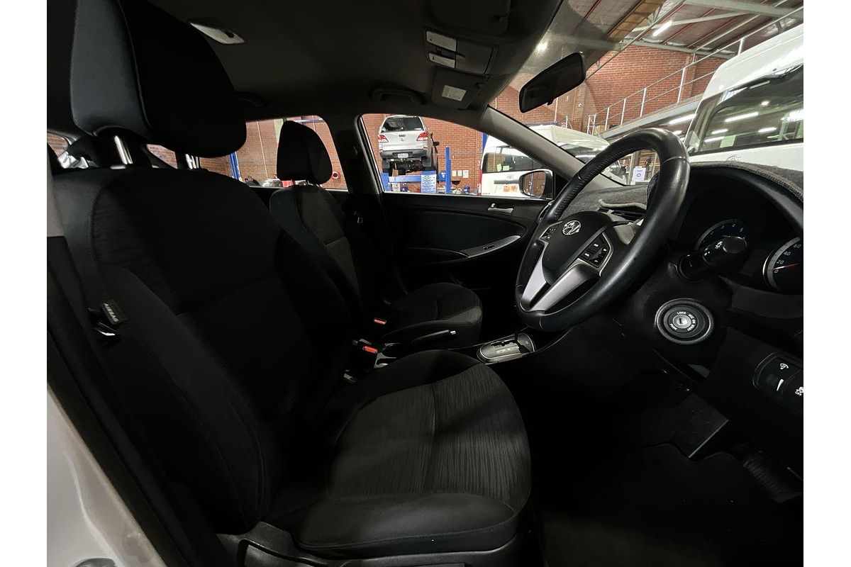 2018 Hyundai Accent Sport RB6