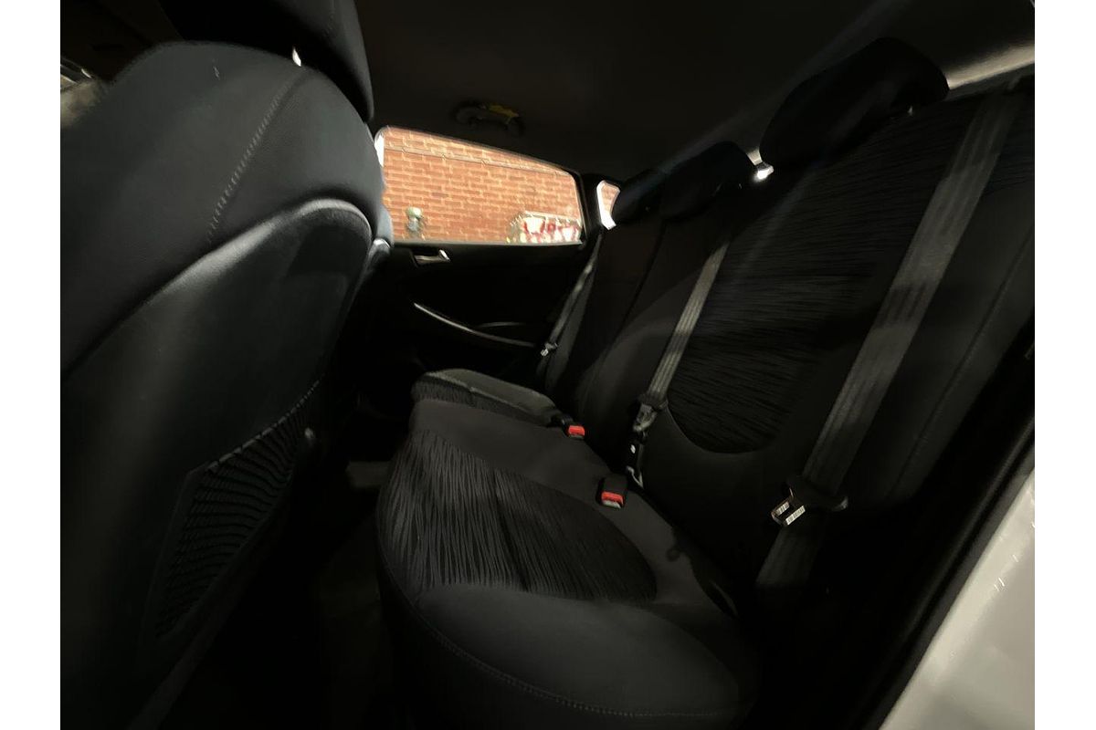 2018 Hyundai Accent Sport RB6