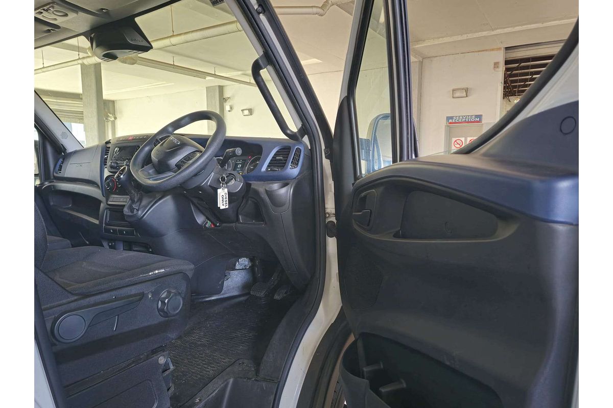 DAILY 35S14V AUTO 2.3L DIESEL