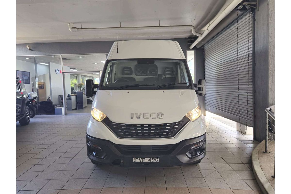 DAILY 35S14V AUTO 2.3L DIESEL DAILY 35S14V AUTO 2.3L DIESEL