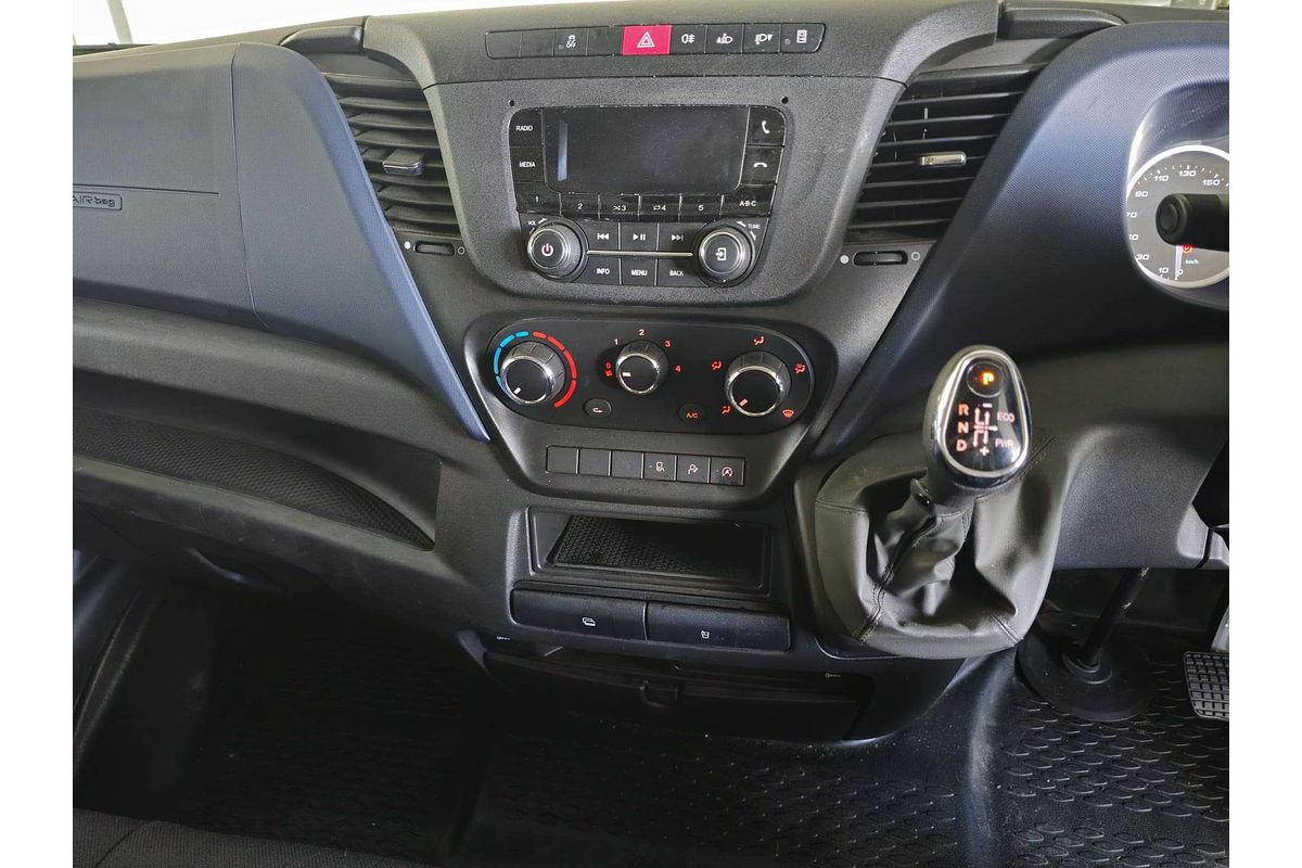 DAILY 35S14V AUTO 2.3L DIESEL