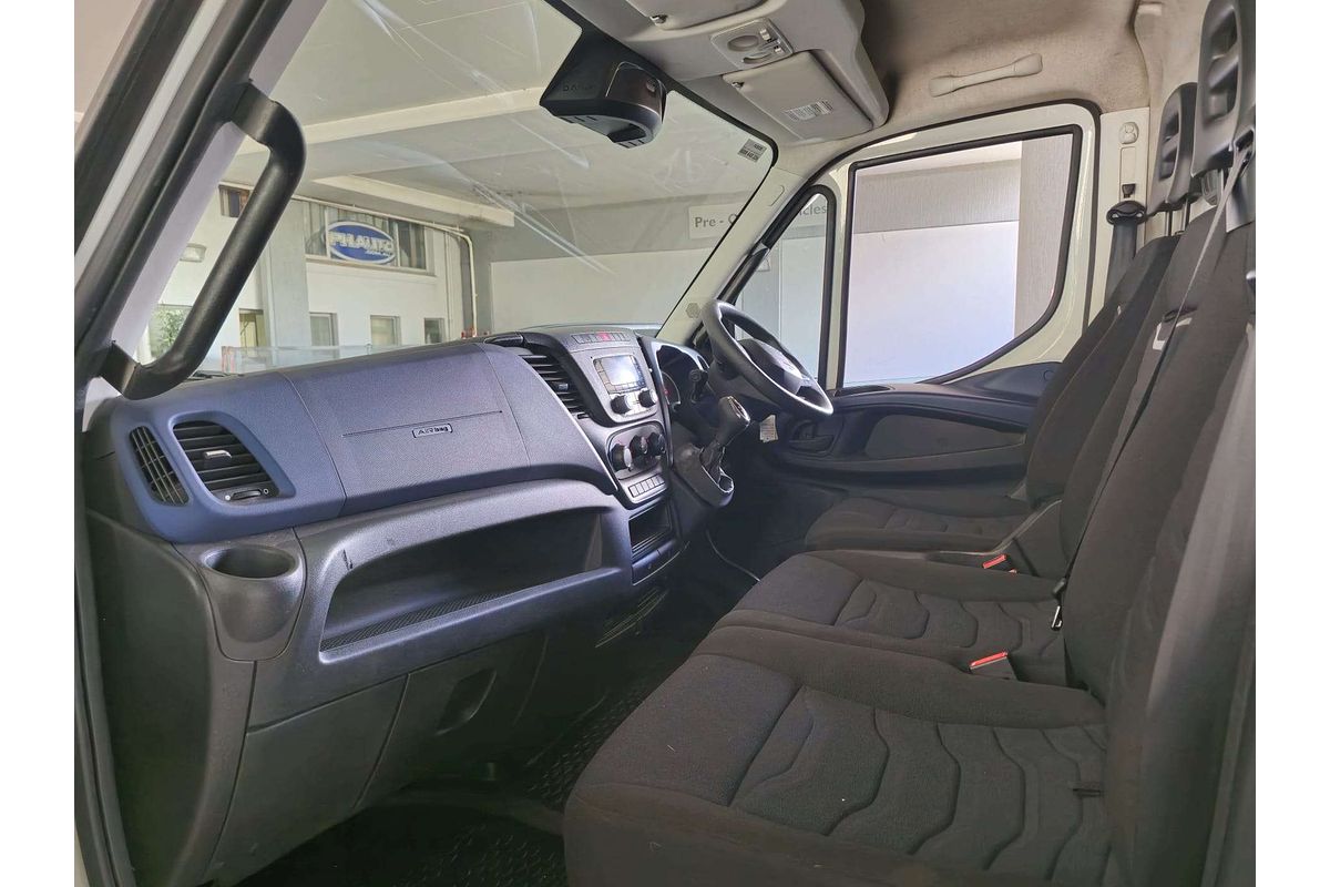 DAILY 35S14V AUTO 2.3L DIESEL