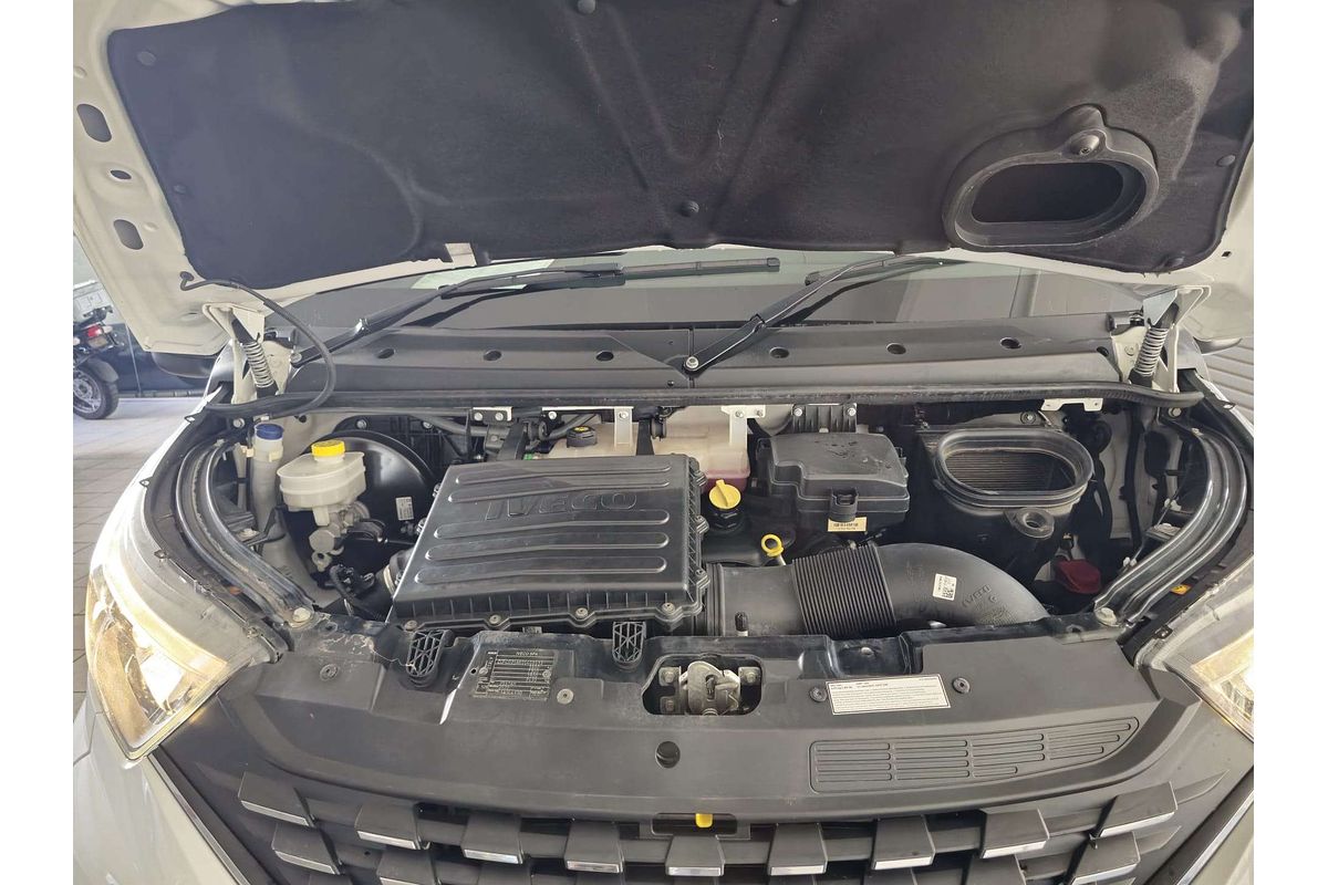 DAILY 35S14V AUTO 2.3L DIESEL